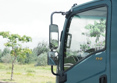  Xe Tải Van Thaco Frontier Số Tự Động: Giá Lăn Bánh & Ưu Thế Sơn Màu Thương Hiệu