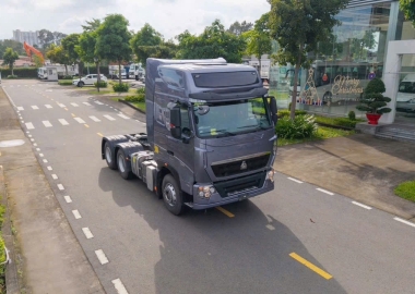 Bảng Giá Xe Đầu Kéo Howo Thaco Mới Nhất 2026 – Trả Góp 80%