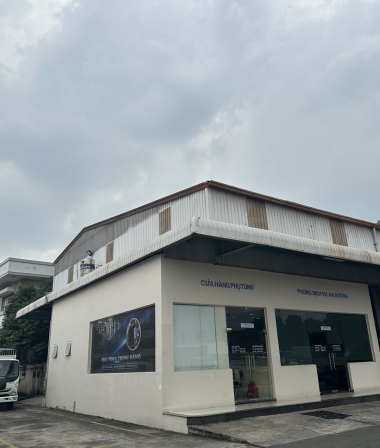 Cửa Hàng Phụ Tùng