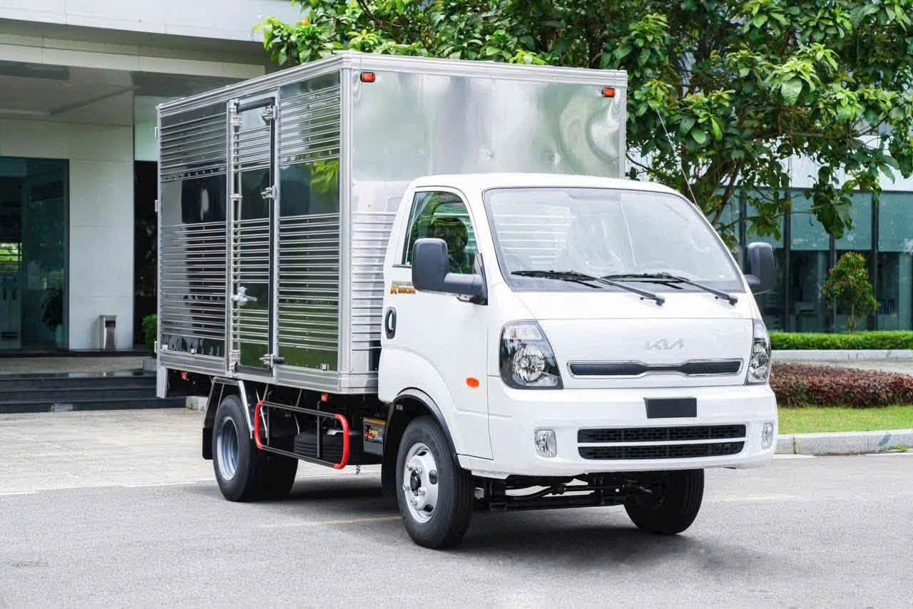 KIA K250M Thùng 3m6 Kín mới 2026