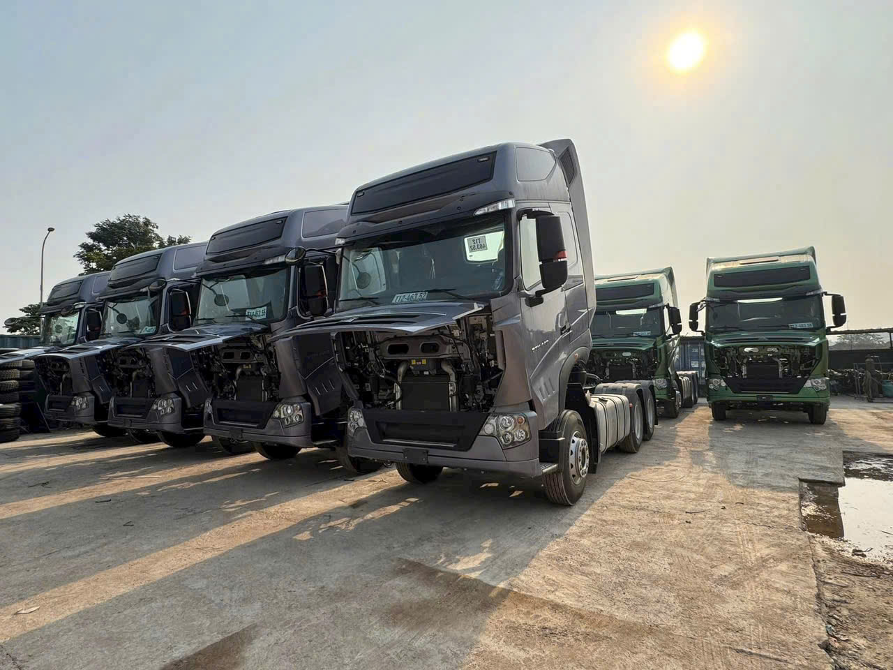 HOWO SITRAK T7H 440 HP CẦU 1 CẤP